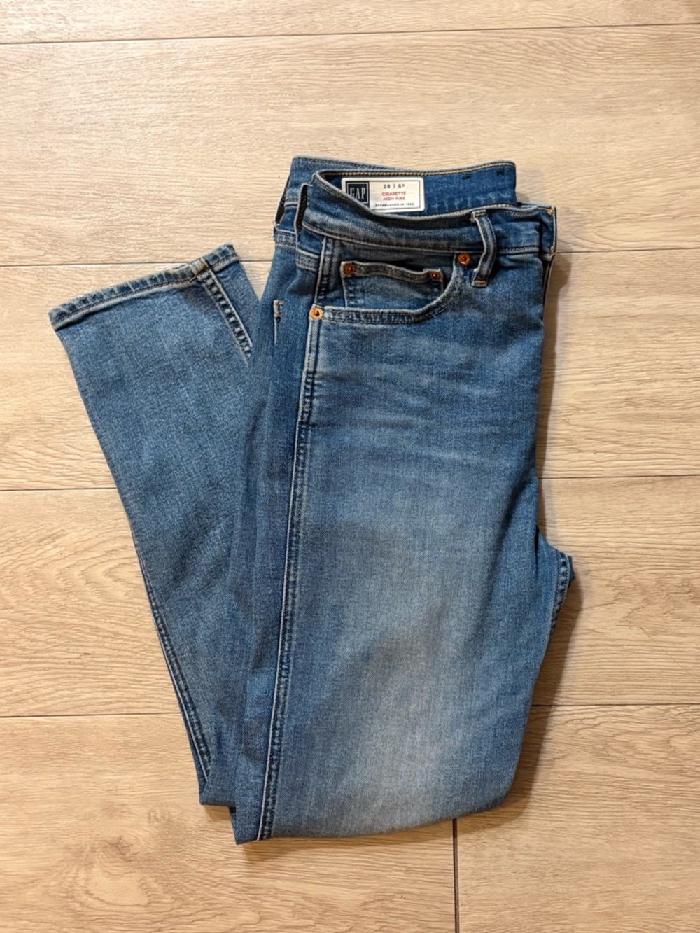GAP High Rise Cigarette Denim Jeans Straight Leg Women’s Size 28” or 6R,LIKE NEW